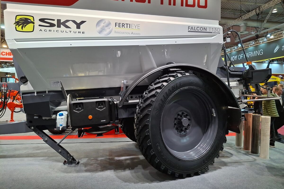 Il sistema Fast dei Falcon T consente elevate velocit&agrave; di avanzamento mantenendo costante la qualit&agrave; di distribuzione